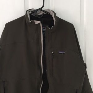 Patagonia water resistant fleece lined jacket